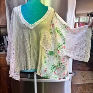 POL Crochet Sleeve Top in Cream